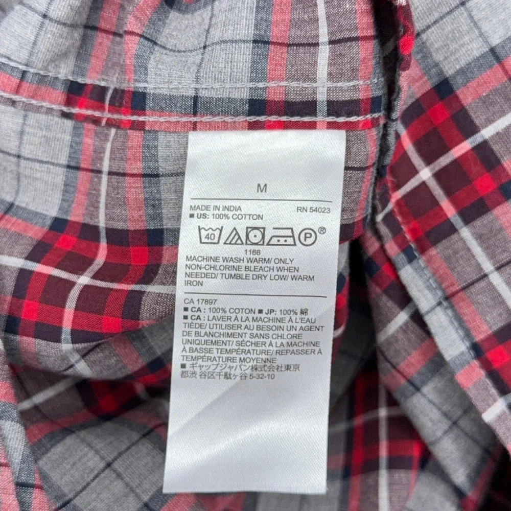 Banana Republic Untucked Fit Mens M 100% Cotton Red Gray Plaid Button Down Shirt
